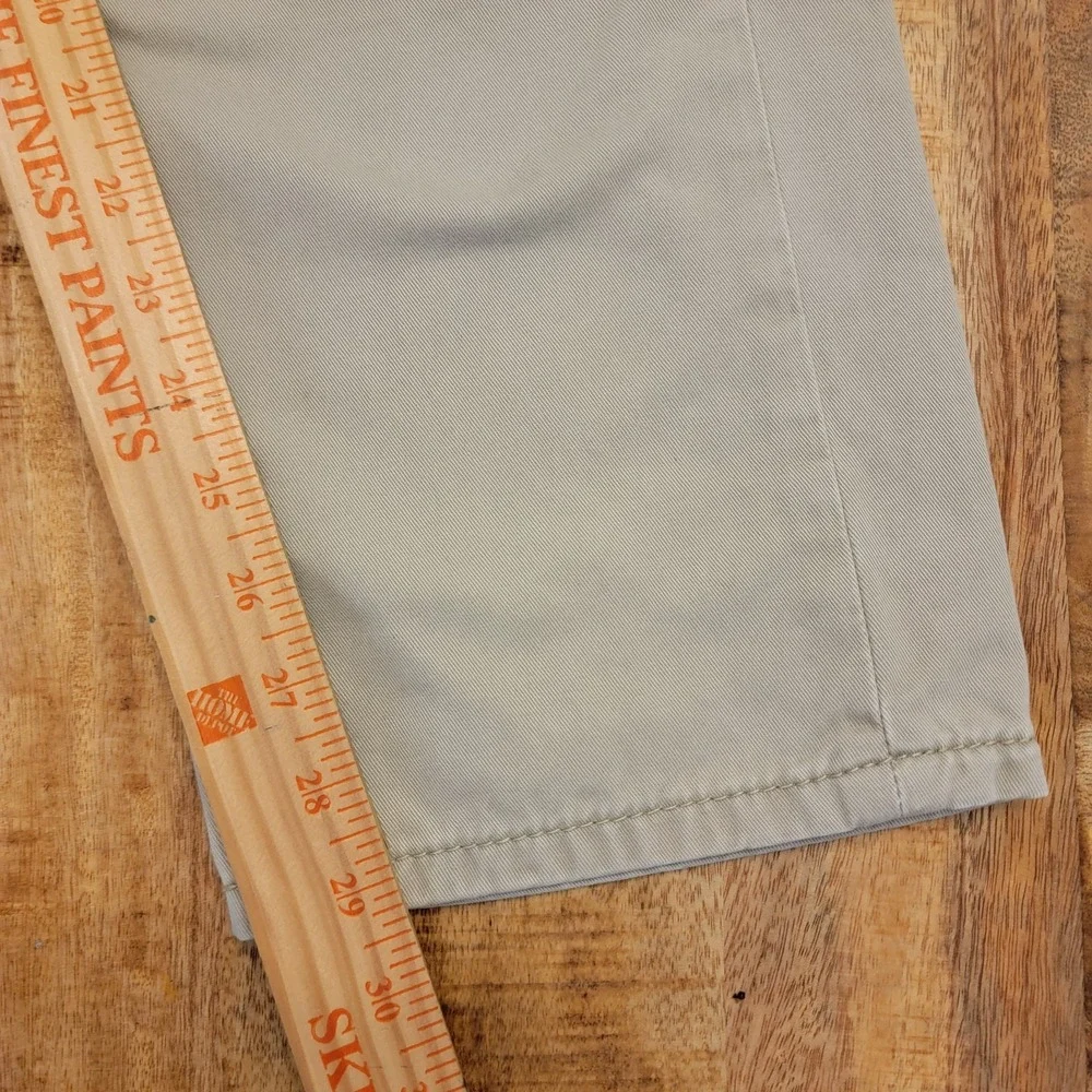 Levi's 514 Straight Fit Beige‎ Khaki Pants Men's Waist 32
